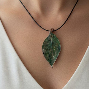 Electroformed Copper Dogwood Leaf Pendant – Green Patina, Nature Jewelry