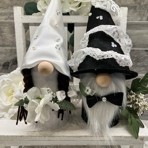 Customizable Wedding Gnomes: Bride and Groom Pair