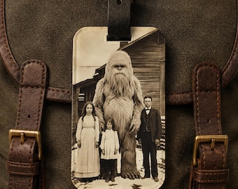 Yeti Monster Gepäckanhänger, abscheulicher Schneemann Reiseanhänger, lustiges Cryptid Koffer Geschenk