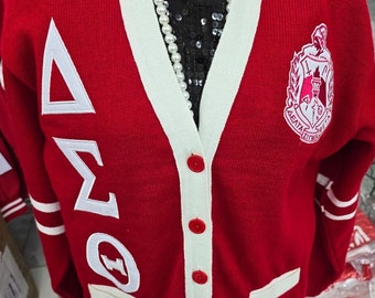 Delta Delta Theta Acryl Strickjacke