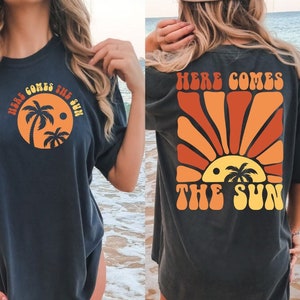 Here Comes The Sun SVG PNG, Summer Cut Files voor Cricut, Summer Svg, Sun Svg, Beach Svg, Golvende Letters Svg, Cricut Cut Files, Cricut Svg