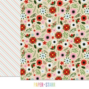 K&ouml;nnte beinhalten: Ein nahtloses Muster mit verschiedenen roten, rosa und wei&szlig;en Blumen mit gr&uuml;nen Bl&auml;ttern auf beigefarbenem Hintergrund. Das Muster enth&auml;lt Stechpalmenbeeren und kleine wei&szlig;e Bl&uuml;ten. Der Text "PAPER+STARR" befindet sich am unteren Rand des Bildes.
