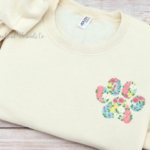 Dog Paw Embroidered Sweatshirt, Custom Embroidered Sweatshirt, Dog Mama Crewneck Sweatshirt, Floral Dog Mom Embroidered Shirt, Gift for Mom