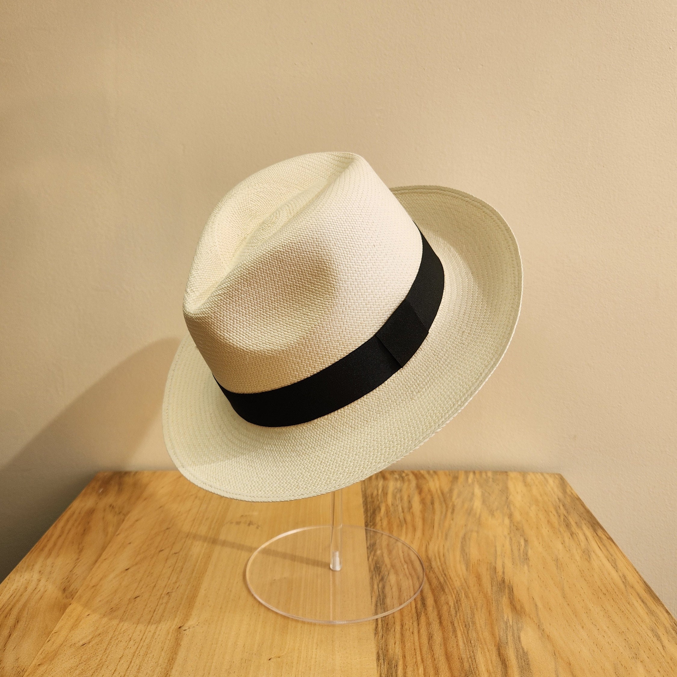 Fine weave (grade 8). Genuine Hand Woven Panama Hat made in Ecuador, White straw fedora hat