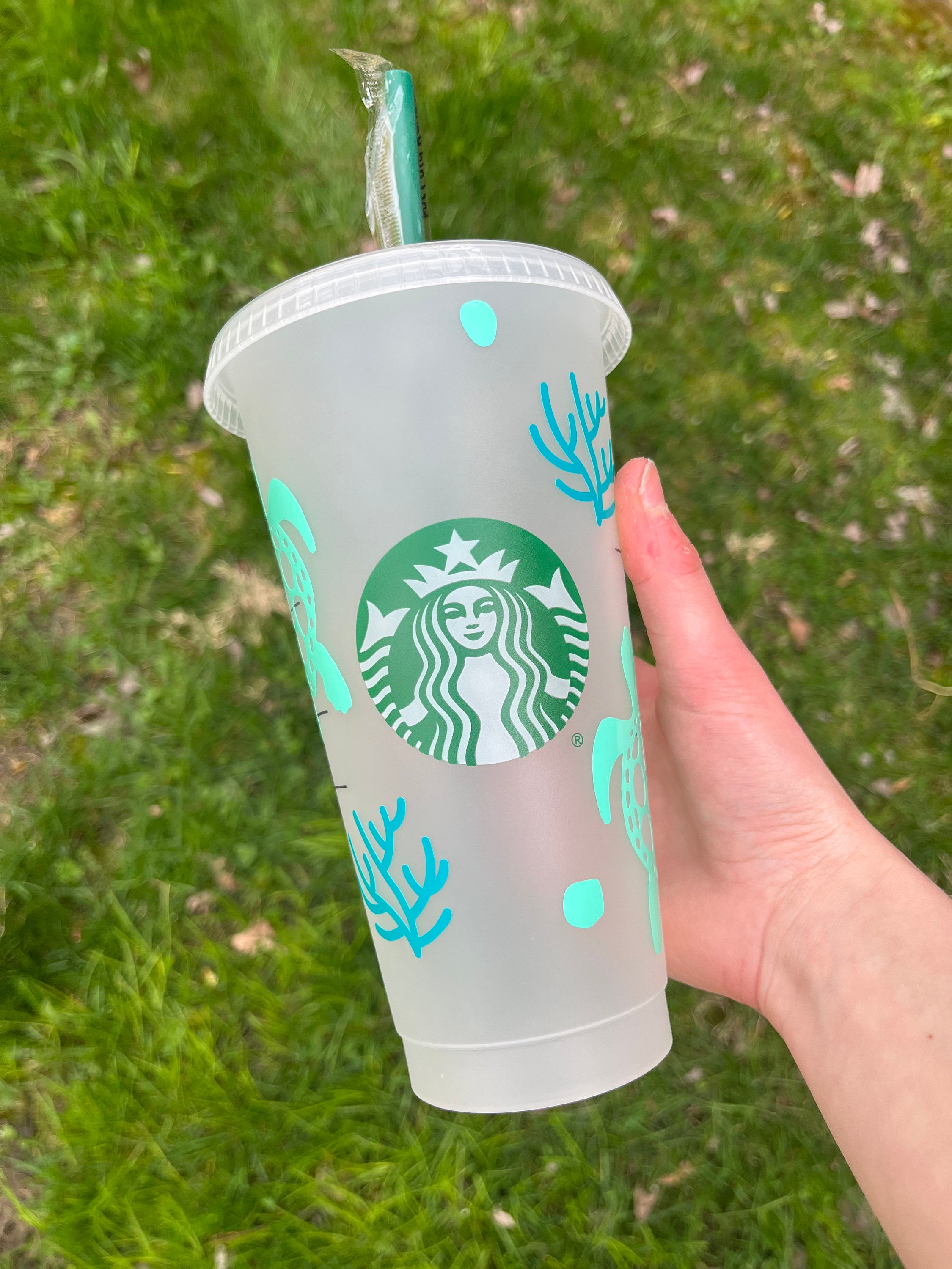 Routine!!🧴⭐️  Preppy accessories, Custom starbucks cup, Preppy