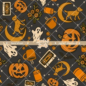Puede incluir: Patrón repetitivo con motivos de Halloween. El diseño incluye calabazas, fantasmas, perros en lunas, tazas de café, velas y cintas de cassette en naranja, crema y negro. También está presente el texto "hand drawn" e "instant download".