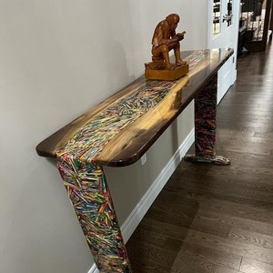 colour pencil console table