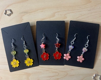 Pendientes de flor de cerezo / Pendientes de flores / Pendientes colgantes / Joyería floral / Pendientes Sakura