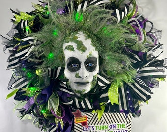 Lifelike Beetlejuice-Inspired Wreath