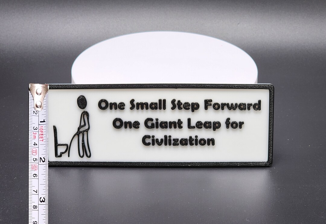 Don't Pee on the Floor Sign. Cute Sign to Remind Guys to Stand a Little