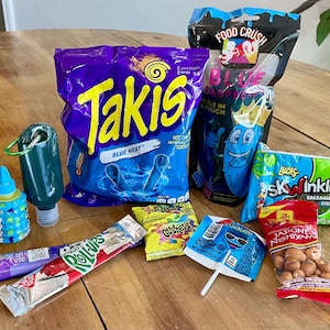 Blue Raspberry Pickle Kit - Jumbo Pickle ~ Food Crush TikTok Trending Chamoy Mexican Candy Package Chamoy with Extras Food Crush Blue Kit