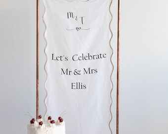 Elegant Welcome Sign, Mr & Mrs, Linen, Personalised signage, wedding details, Celebration, engagament sign, celebrate, unique, welcome board