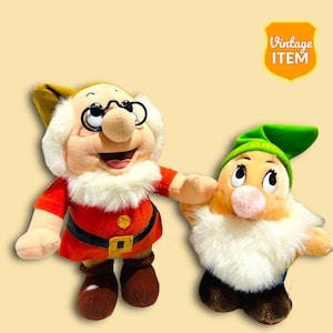 Vintage Disney Snow White And The Seven Dwarfs Doc & Bashful Dwarf Plushes.
