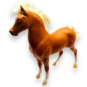 Vintage Breyer Brown Sundown Proud Arabian Stallion Horse with real Hair. RARE!
