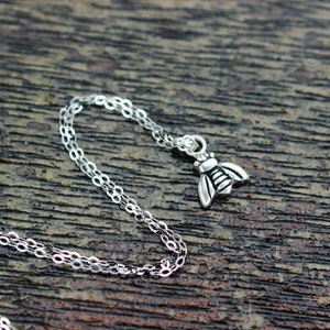 925 silver bee necklace minimalist necklace, minimalist jewelry, Everyday Wear,gift idea