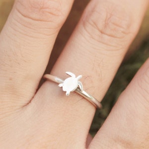 925 silver Sea turtle ring,stackable ring,Beach jewelry, Animal jewelry,Delicate ring,Fashion ring,Everyday ring