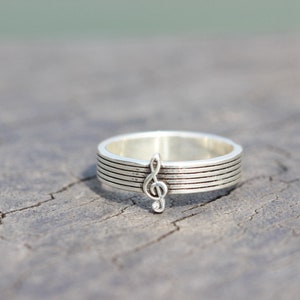 Sterling silver Treble Clef Ring , Music ring,music note jewelry,Teacher gift