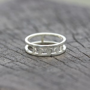 925 silver moon phase ring,Crescent Moon ring,Dainty Moon ring,celestial jewelry,rings gift idea,Statement Rings