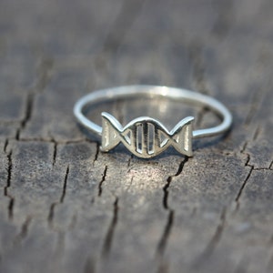 Sterling Silver DNA ring,DNA Ring silver,silver Dainty Ring,everyday jewelry,Infinity jewelry,Minimalist Ring