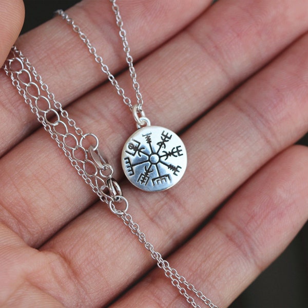 Collier Vegvisir en argent sterling 925, collier rune viking, collier rune en argent, bijoux inspirés du symbole viking nordique Valknut