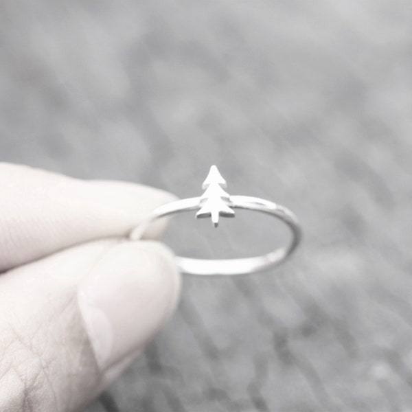 silver custom pine tree ring,Evergreen Tree ring,silver Stack Ring,modern ring,natrual jewelry,gifts for her