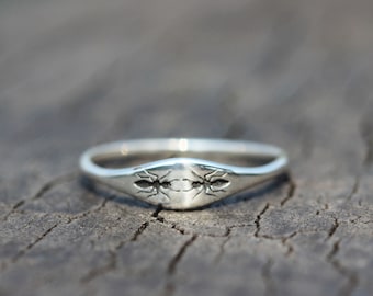sterling silver Ant ring,sterling silver animal jewelry,Delicate Ring