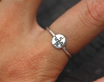 Anel Quebra-Cabeça em Prata de Lei: Joias de Conscientização sobre o Autismo