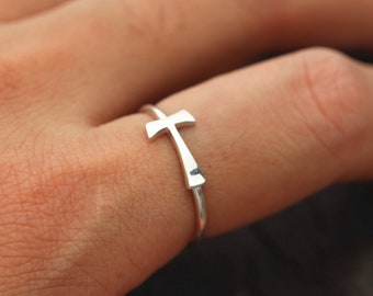 sterling silver Tau cross ring,Tau Cross jewelry,Saint Anthony's cross jewelry,silver cross ring,dainty cross ring,tiny cross ring