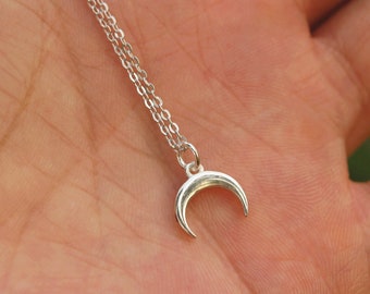 925 Sterling Silver Moon necklace,tiny Horn Necklace,Crescent Moon Necklace, Half Moon Necklace,tiny Necklace