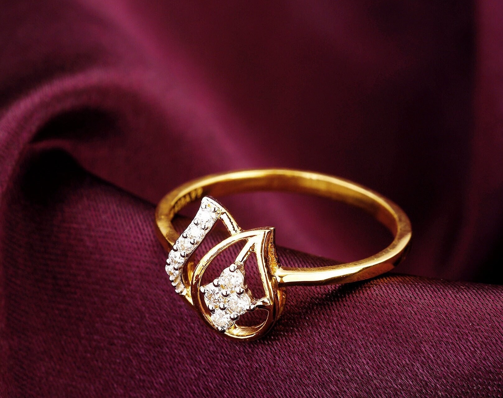 Bouquet diamond ring deals
