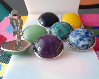 Orecchini a clip in pietre naturali: quarzo, ametista, avventurina, sodalite, calcite, onice, opale, cabochon rotondo, acciaio inossidabile, realizzati a mano in Francia.