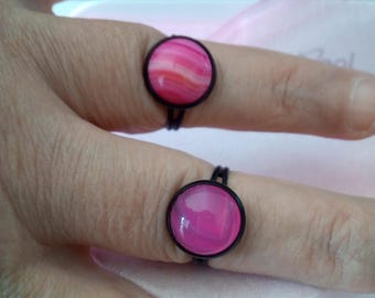 Adjustable ring with a semi-precious stone, rose quartz agate, round cabochon, black brass, Valentine's Day or birthday gift, handmade in France