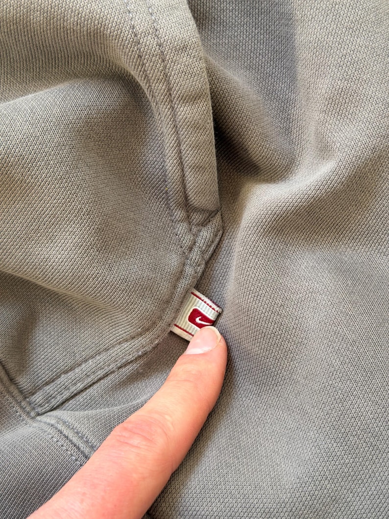 00s Y2K Nike Big Logo Swoosh Hoodie Distressed Size XL image 6