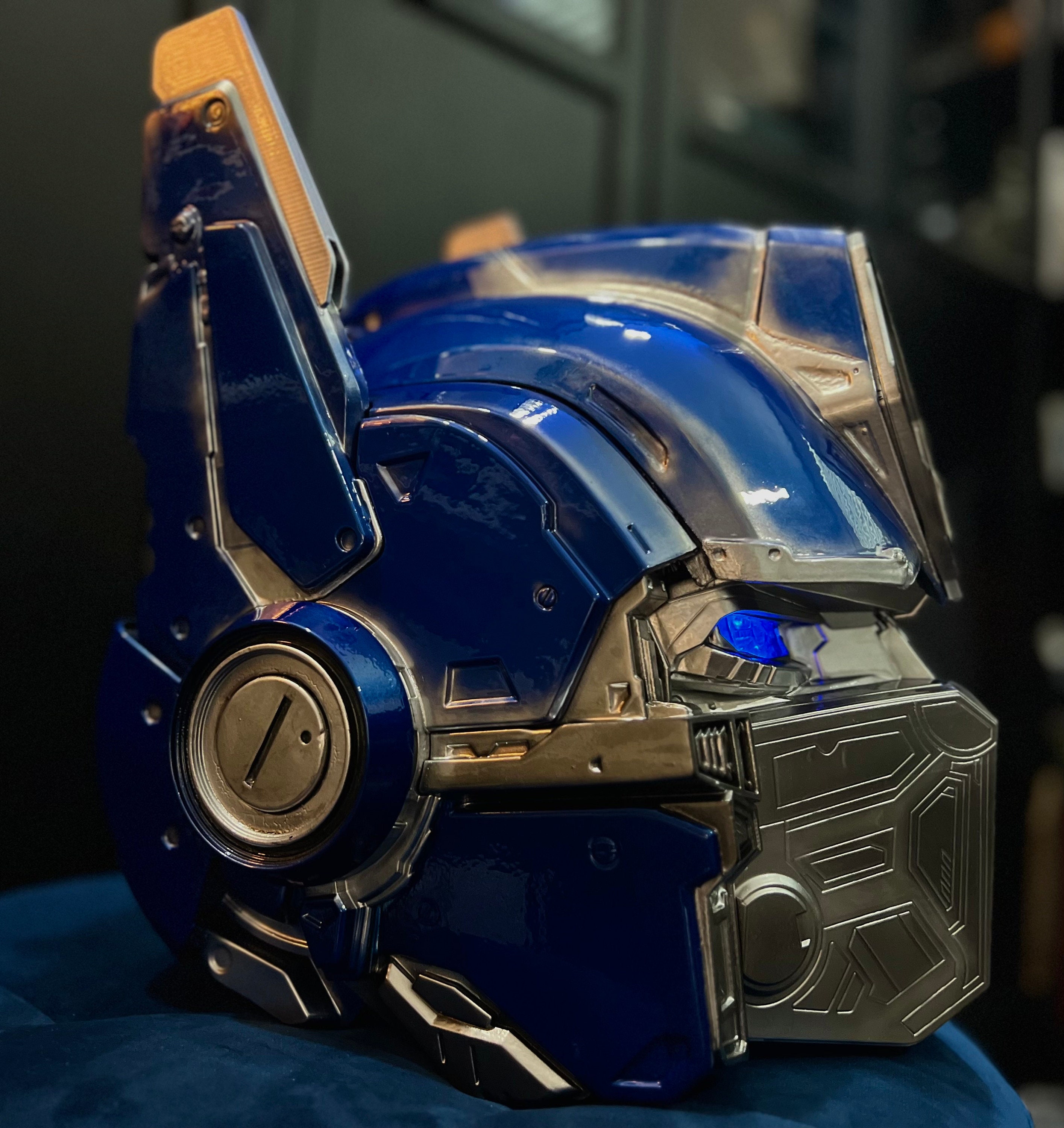 Optimus Prime Helmet optimus-prime-helmet