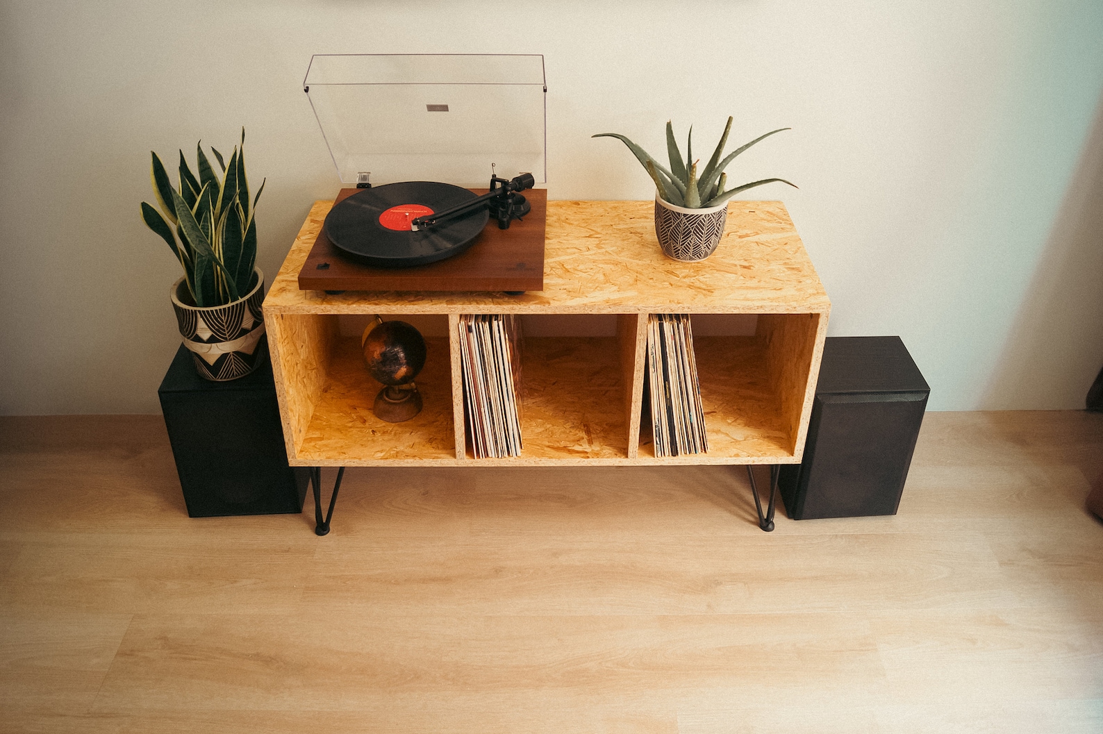 Turntable Stand & Vinyl LP Storage, From Made Durable and Recycled OSB ...