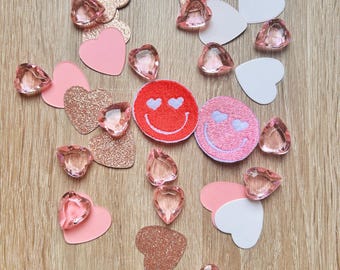 Handgemachter Aufnäher ‚Herz-Augen Emoji‘ – In Rot & Pink (Farbanpassung möglich)