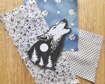 Howling Wolf Patch – Großer gestickter Aufnäher mit Mond- und Wald-Design, 9 cm hoch, perfekt für Naturliebhaber