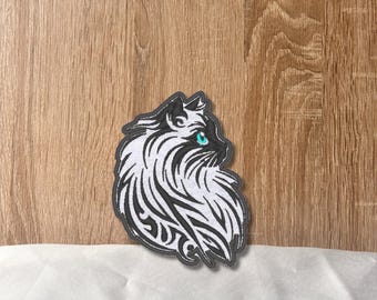 Elegante Katzen-Silhouette Patch – Detaillierter gestickter Aufnäher mit anpassbarer Augenfarbe, perfekt für Katzenliebhaber