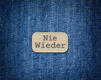 Nie Wieder Patch – Politischer Aufnäher 7,5 cm | Statement Stickpatch | Erinnerungskultur | Handmade Aufnäher