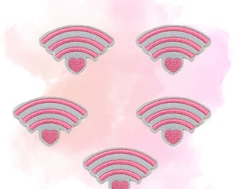 EMOJI aufbügel AUFNÄHER, Kreis APPLIQUE, Tote Bag Patches, Maschinengestickter Aufnäher "Herz-WiFi" in Rosa