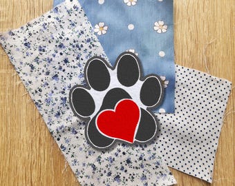 Heart Paw Patch – Großer gestickter Aufnäher mit Pfoten- und Herz-Design, 8 cm hoch, anpassbare Farben, perfekt für Tierliebhaber