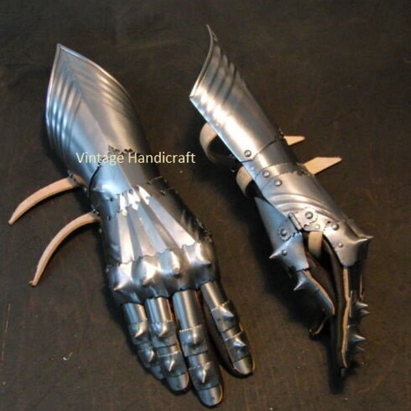 Antique Two Pair Gauntlets Armor Medieval LARP Replica 18 Gauge Steel Knight Warrior Battleworn Functional Hand Gloves For Roleplay &Cosplay