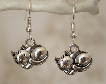 Novelty Cat Earrings, Funky cool silver cat drop earrings for women