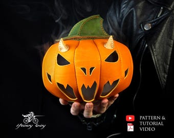 Wzór na skórzaną dynię na Halloween - wzór na skórzaną dynię w formacie PDF - wzór na skórę - wzór na skórzaną zabawkę w kształcie dyni