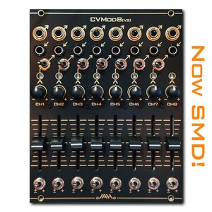 Puede incluir: Panel electrónico negro con detalles dorados, etiquetado como "CVMOD8[V2]". Cuenta con numerosos botones, interruptores y deslizadores, con indicaciones de canales CH1 a CH8. El texto "NOW SMD!" se muestra verticalmente a la derecha.