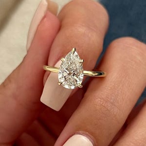 2 Carat Pear Cut Lab Grown Diamond Ring / Pear Shaped Engagement Ring / 2 CT Solitaire Ring / Minimalist Ring / 14K Gold Thin Dainty Ring