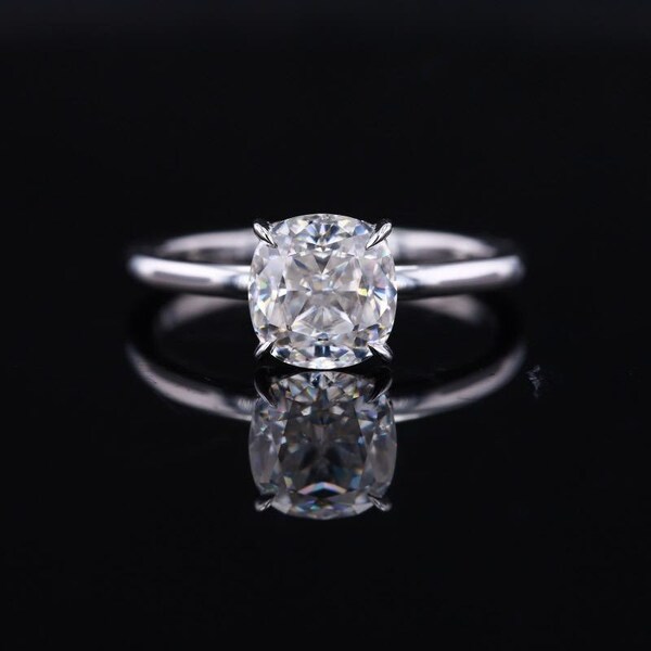 Dazzling 1.80 CT Cushion Cut Moissanite/Lab Diamond Ring - 7x5mm, Near Colorless VVS, High-Quality Sparkle and Luster