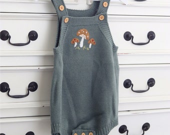 Baby knit dungarees with mushroom embroidery, boho baby outfit, soft knit baby clothes, mushroom embroidered dungarees, embroidered romper