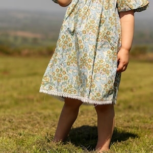 Vintage Style Girls Dress, Lovely Patterned Girls Summer Dress, Girls Floral Dress with Lace Trim