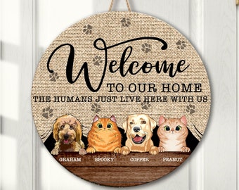 Personalized Dog Cat Welcome Sign, Welcome to Our Home Sign, Custom Pet Door Hanger, Outdoor Decor, Housewarming Gifts, Front Door Decor